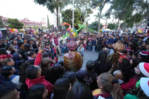 San Francisco Totimehucan celebra convivencia navideña con Pepe Chedraui