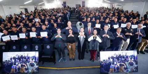 Puebla fortalece seguridad con graduación de 303 policías de proximidad