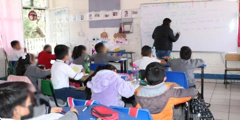 Puebla investiga más de 500 plazas docentes por presuntas irregularidades