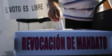 SCJN obliga a Puebla a legislar la Revocación de Mandato