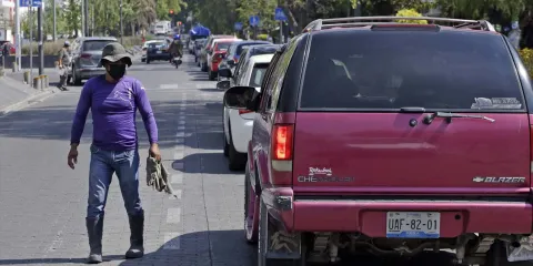 Franeleros se han amparado para mantener su dominio en las calles