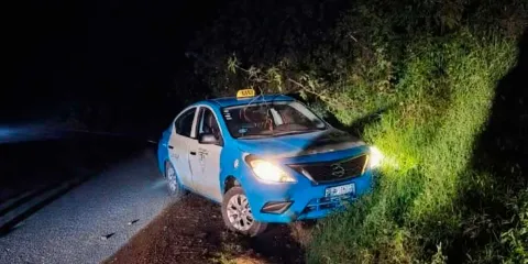 Ejecutan a taxista en carretera de Huauchinango