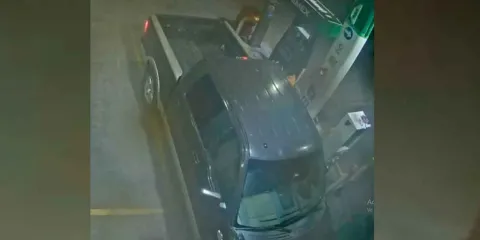 Conductor huyó sin pagar la gasolina en Texmelucan; la camioneta tiene placas de Durango