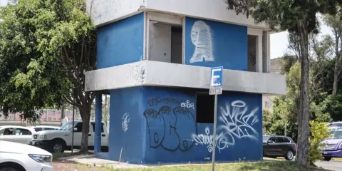 Inservibles 42 casetas de vigilancia en el municipio