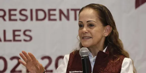 Morena defendió aparición de funcionarios estatales en espectaculares