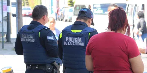 7 policías de Puebla detenidos por colusión con el crimen organizado