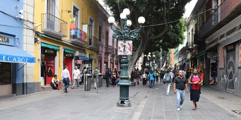 Saldo blanco en retiro de ambulantes en el centro histórico, La Margarita y Amalucan