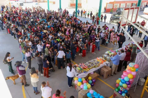 El Gobierno Municipal y el DIF llevaron alegría e ilusión a todo el municipio