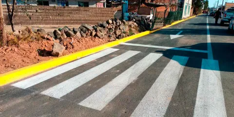 Tonantzin Fernández entrega pavimentación en San Diego Cuachayotla