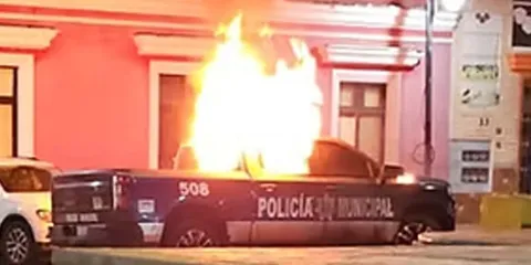 “La Mofles” y cinco más detenidos por incendio de autos en Serdán