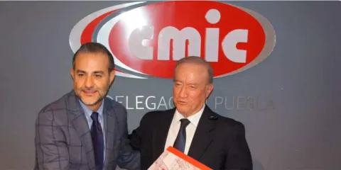 Raymundo del Valle Lafont gana presidencia de CMIC Puebla con 137 votos