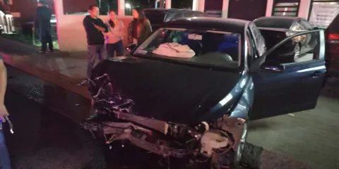 Conductor borracho provoca carambola en Xicotepec