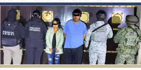 Hallan armas, droga y dinero durante cateo en Atlixco