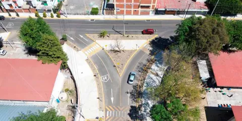Entrega Pepe Chedraui rehabilitación vial en unidad habitacional Fovissste San Roque