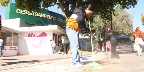 Mejoran entorno urbano en Cholula con faena encabezada por Lupita Fernández