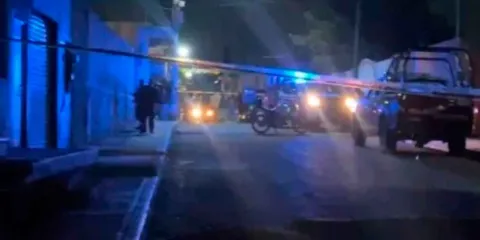 Investigan muerte de mujer embarazada localizada en cisterna en Tehuacán