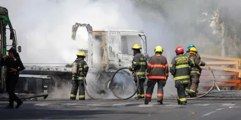 Suspenden corridas desde Puebla por bloqueos en autopistas México–Puebla y Puebla–Orizaba