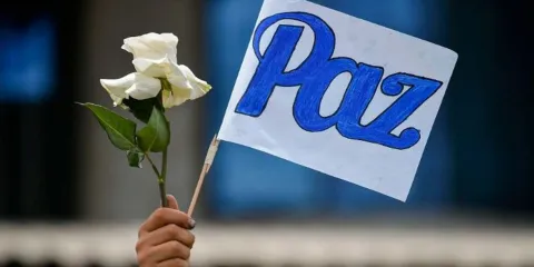 PRI respalda la marcha "Gran Cadena por la Paz" en Puebla