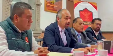 Transición a IMSS-Bienestar en Puebla genera conflictos laborales, denuncia SINAITSA
