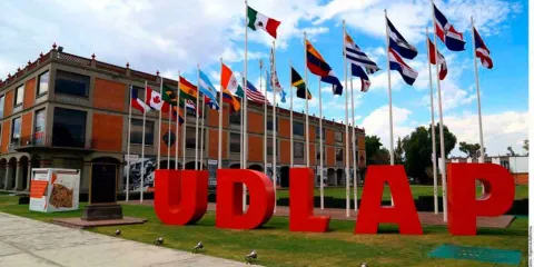 Universidades en Puebla suspenden clases presenciales por violencia y frente frío 37