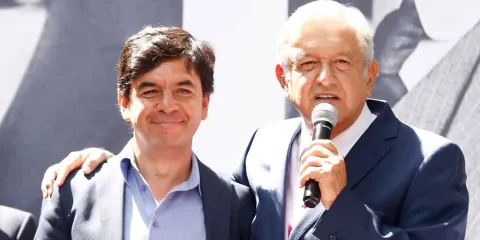Revelan pagos a ex trabajadores de Luz y Fuerza
