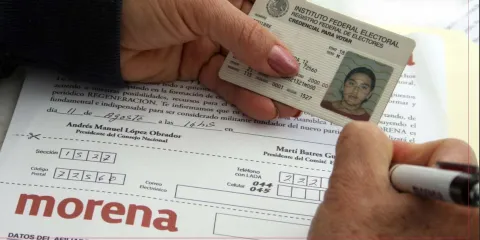 Afiliación rumbo a 2027: Morena crece, PRI se desploma y MC pierde militantes