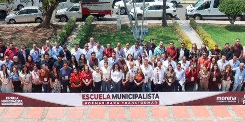 Alcaldesa de San Pedro, Tonantzin Fernández participa en la Escuela Municipalista de Morena