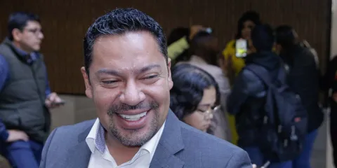Andrés Villegas abre la puerta a candidatura de Morena rumbo a 2027
