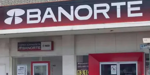 Sujetos armados asaltaron a clientes de Banorte en Serdán 
