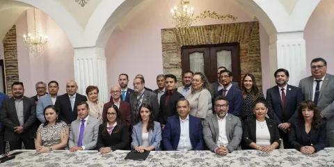 Carmina Castrejón se apuntó para dirigir la Canaco Puebla