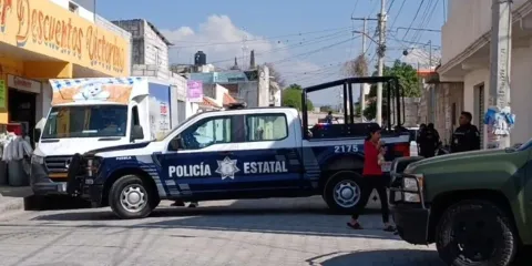 Cateo en Tehuacán: autoridades federales intervienen inmueble por presunta venta de drogas