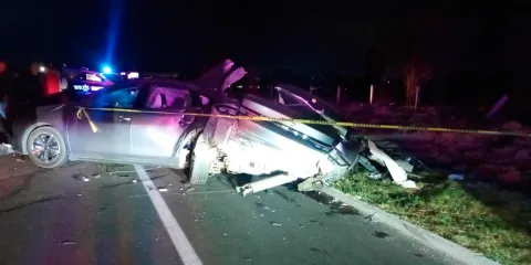 Tráiler embistió auto y mató a madre e hija en Huejotzingo
