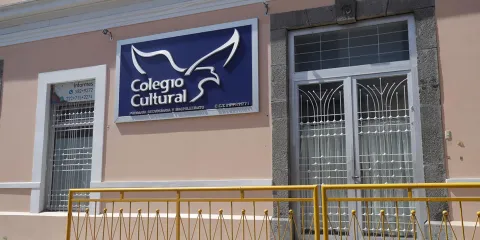 Alumna denuncia acoso en colegio de Puebla; agresor no será expulsado
