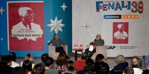 Presentan en FENALI BUAP libro sobre Díaz Ordaz y el lado oscuro del poder