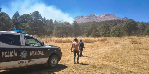 Sofocan incendio en zona del Iztaccíhuatl