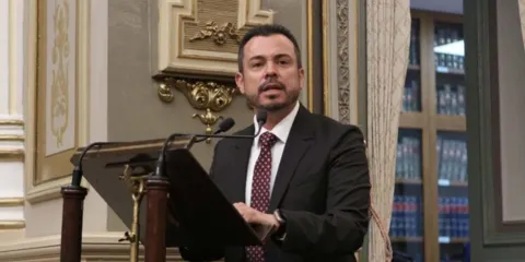 La comparecencia del coordinador de gabinete no es obligatoria: Congreso