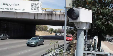 Morena pagó 171 mil pesos en Fotomultas