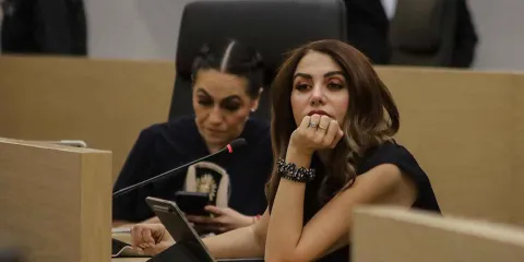 Morena da “jalón de orejas” a Nay Salvatori por polémica en redes