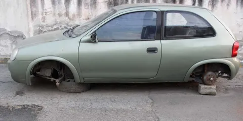 El robo de autopartes, el delito más denunciado en la capital poblana