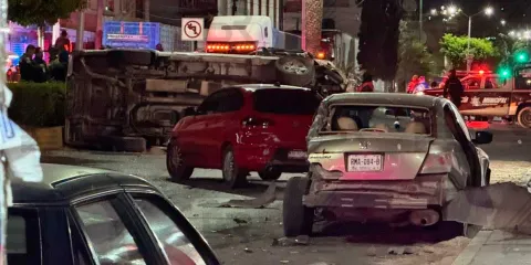 Persecución y balacera en calles de Tecamachalco; un muerto y varios lesionados 