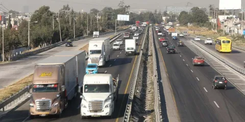 Tres autopistas poblanas son PUNTOS ROJOS; al igual que mercados en la capital
