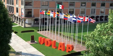 UDLAP lanza 10 nuevas maestrías en Puebla: inteligencia artificial, datos y mercado global