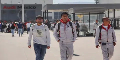 Actividad parcial, capacitación “obligada” y paro técnico en AUDI