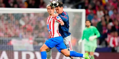 Atlético y Arsenal empatan en Champions: penales, VAR y serie abierta