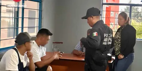 Evitan robo a comprador de auto en Huejotzingo tras cita por redes sociales