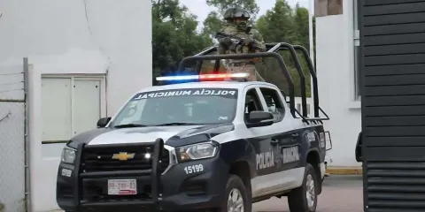 Frustran asalto en Moyotzingo durante supuesta venta de auto