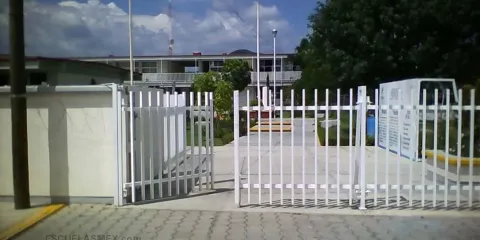 Padres denuncian ingreso de arma en secundaria de Atlixco