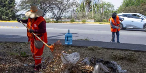 Puebla fortalece limpieza urbana en Bulevar Municipio Libre con acciones continuas