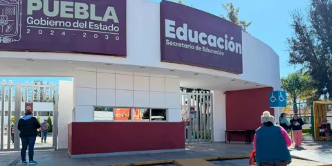 Investigan a 43 funcionarios de la SEP por asignación irregular de plazas 