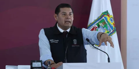 Armenta exige investigar a juez que liberó a feminicida de Karla López